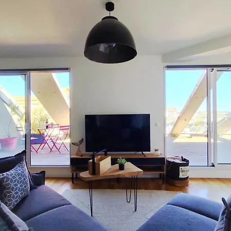 Apartament 2 With Terrace In Bordeaux