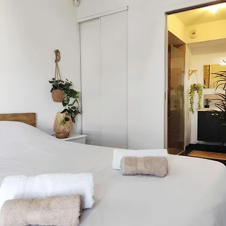 2 With Terrace In